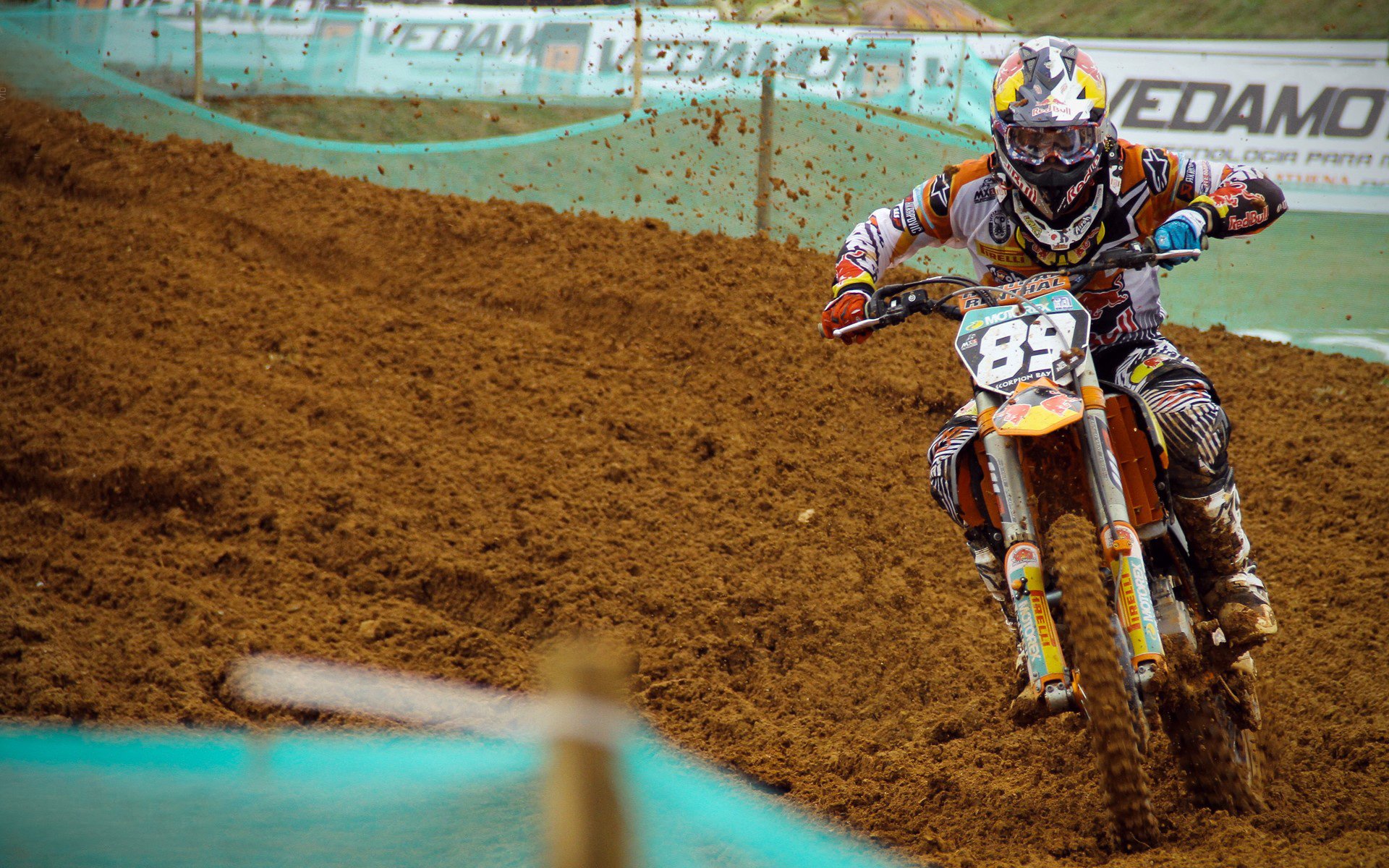 《ApexLegends》天空之城：新战场开启，巧布兵阵迎战巅峰对决